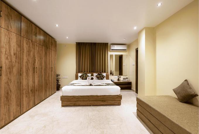 Hotel room at Mayur Hotel Guwahati